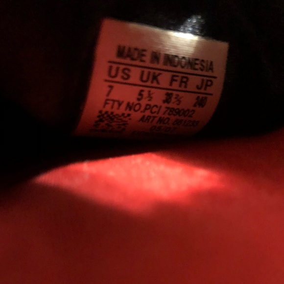 Laced up, ballerina Adidas flats - Picture 4 of 4